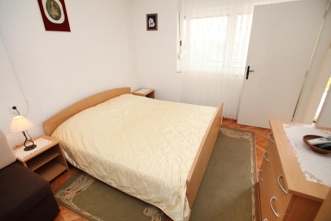 Apartments By The Sea Trogir - 15011 Exterior foto